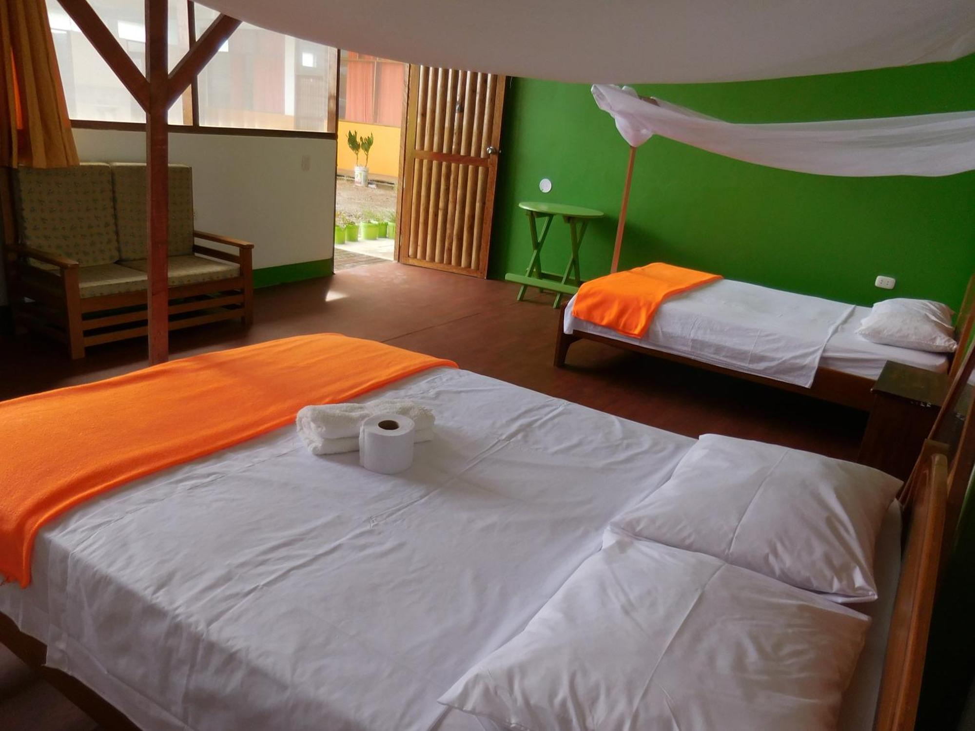 Tambopata Hostel Пуерто Малдонадо Екстериор снимка