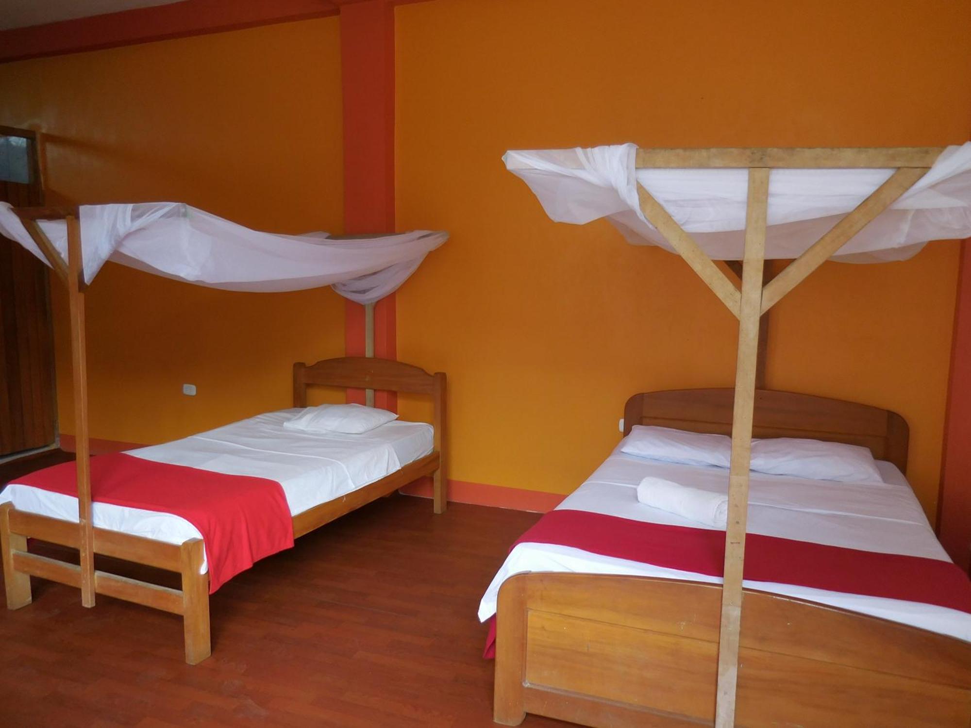 Tambopata Hostel Пуерто Малдонадо Екстериор снимка