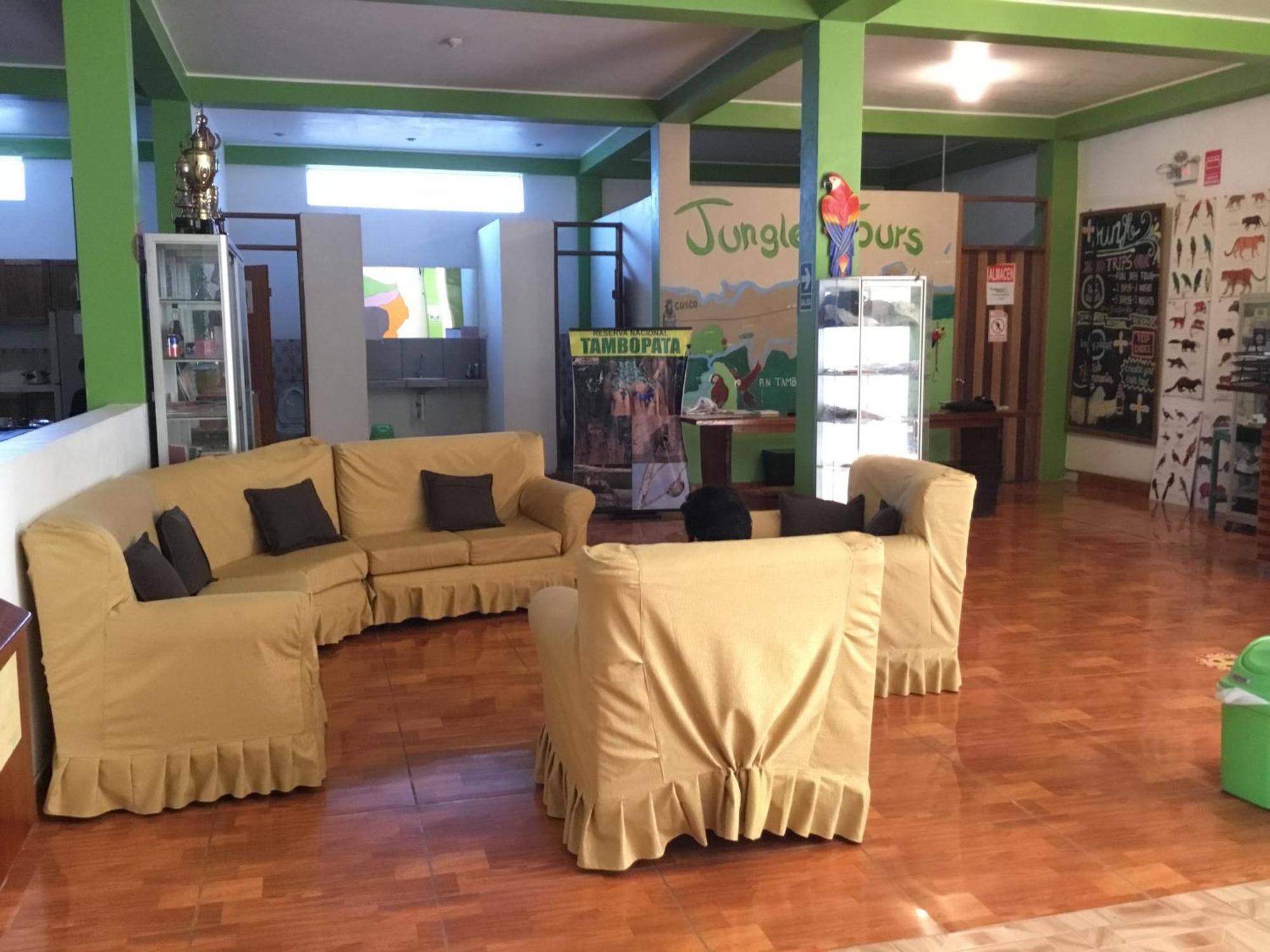 Tambopata Hostel Пуерто Малдонадо Екстериор снимка
